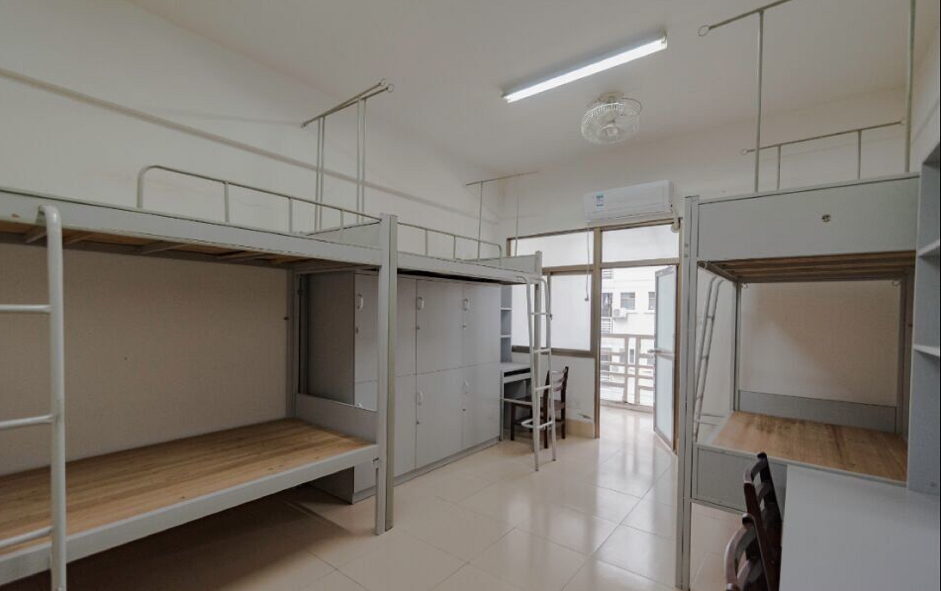 广西大学行健文理学院