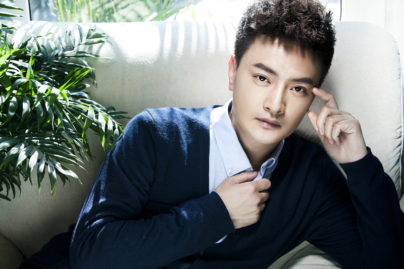  p>汤非, a target="_blank" href="/item/江苏">江苏 /a>扬州人,原