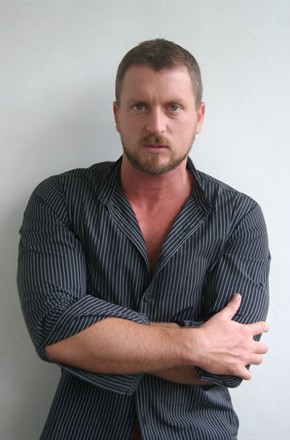  p data-id="gnb0ywfiix">安提欧·昆塔瓦莱,男,新西兰演员.