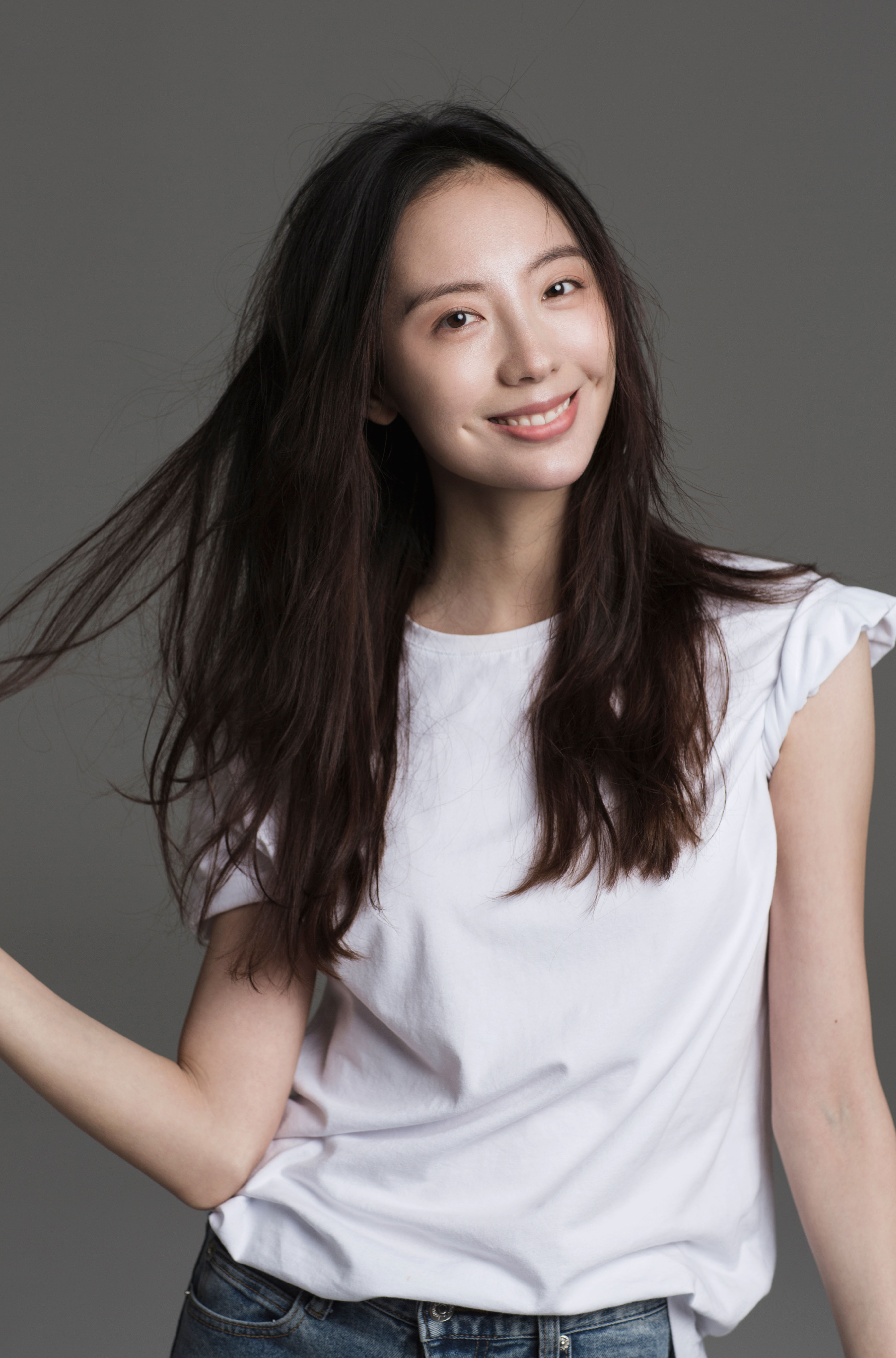  p>陶珞依 i>(原名苗洛依) /i>,3月11日出生于安徽省 a target="