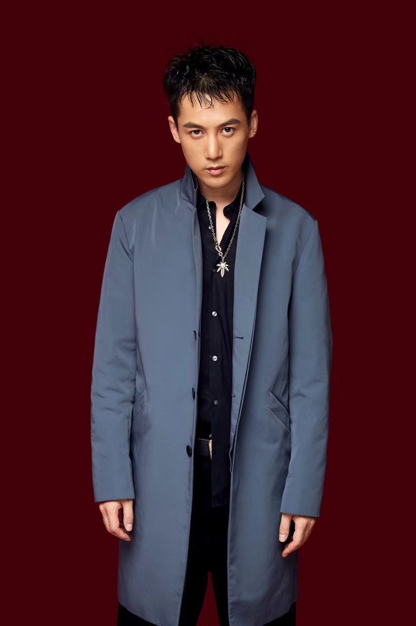  p>余洺轩(nathan),原名余铭轩,余超,1984年10月29日出生于河南省信阳