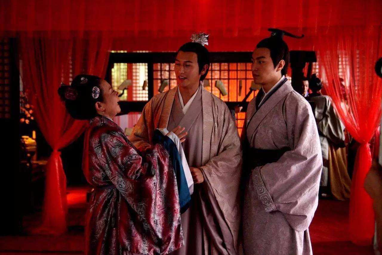 古代青楼的女老板为何被称为老鸨，老鸨是个啥东东？_百科TA说