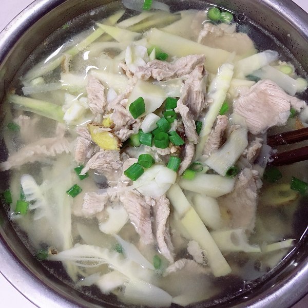 竹笋肉丝汤