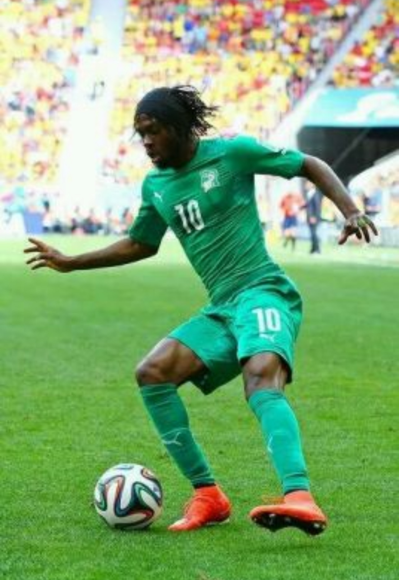  p>库阿西·热尔维尼奥(kouassi gervinho),1987年5月27日出生于 a