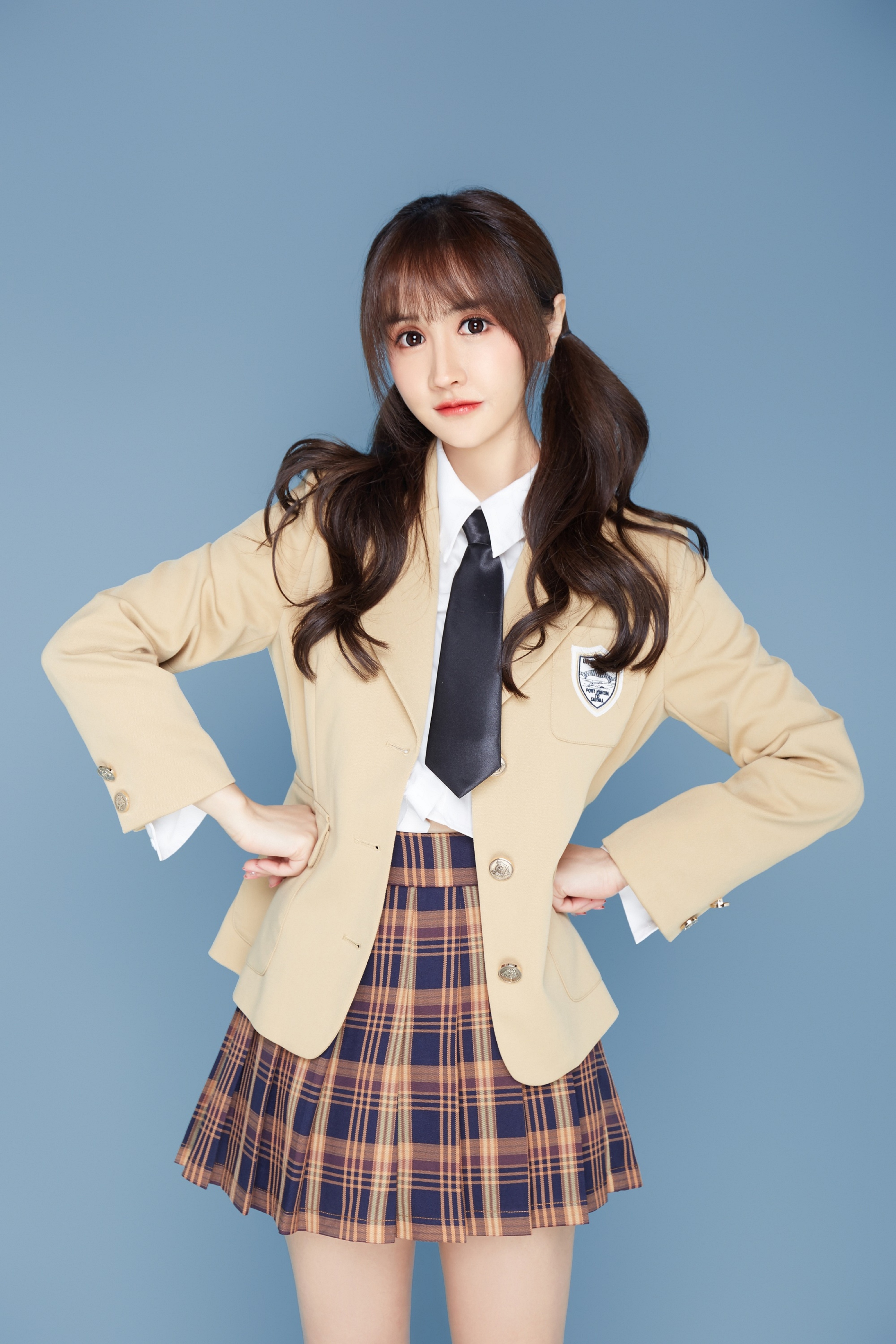  p>赵芷彤(cassie),1995年10月1日出生于河北省石家庄市,中国内地女