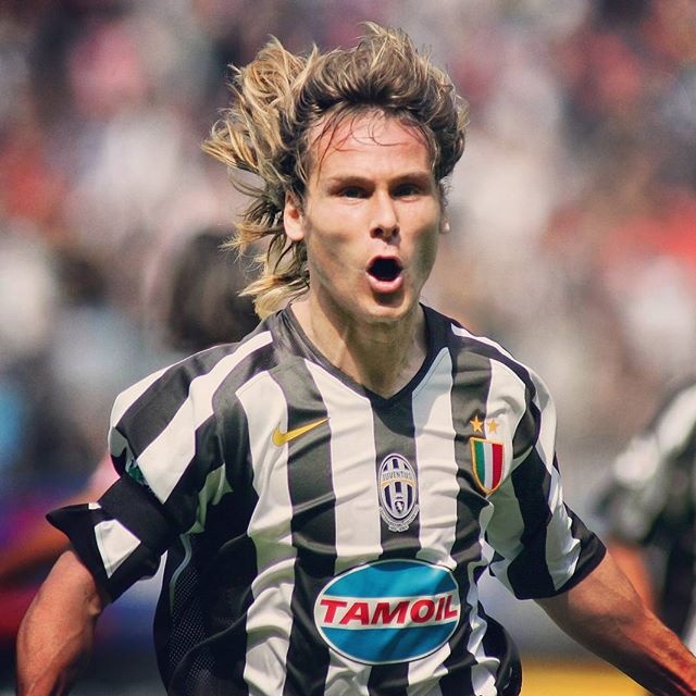  p>帕维尔·内德维德(捷克语:pavel nedvěd),1972年8月30日出生于