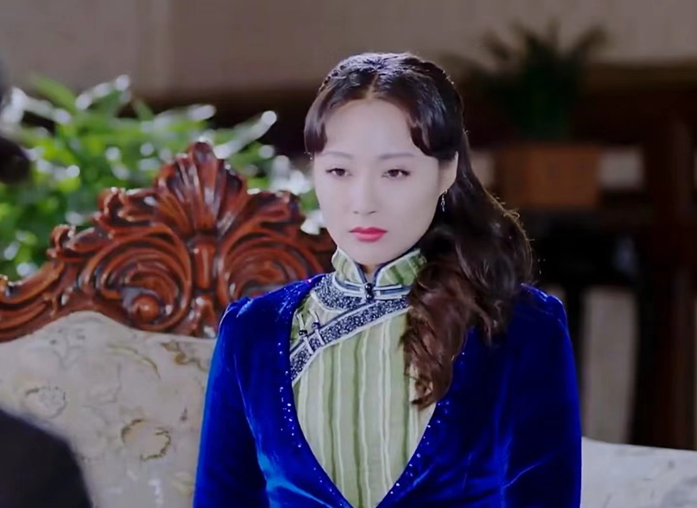 江雨寒，江雨寒叶融雪