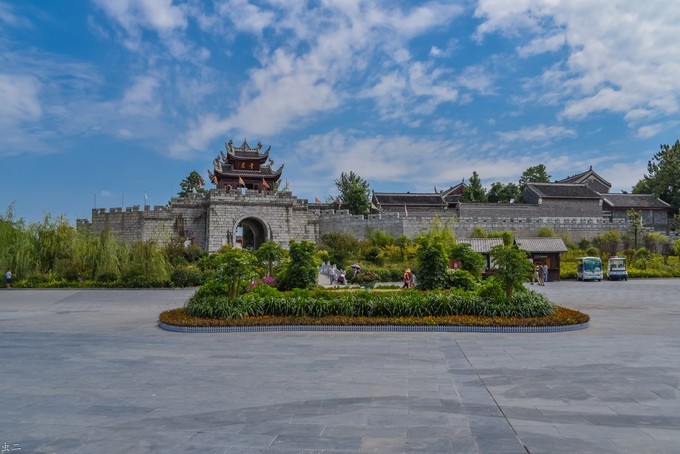  p>贵阳青岩慈云寺,位于 a href="#" data-lemmaid="7649490">花溪区 