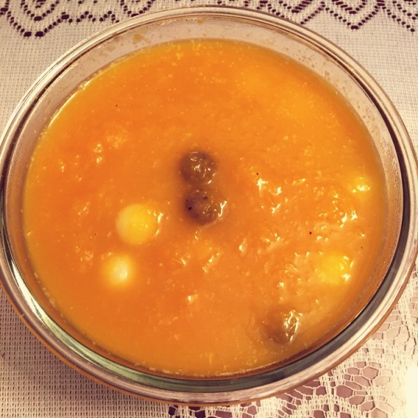 牛奶南瓜圆子羹