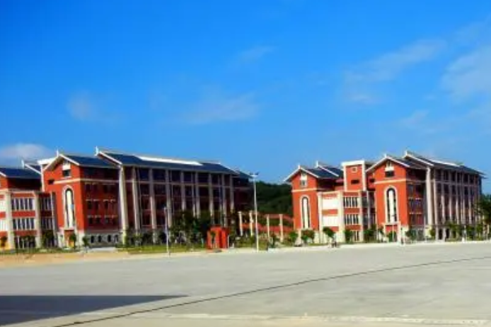 p data-id="gnaqs1pxd3">福州大学化学学院,是福州大学的一个 a