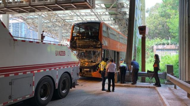 2022年9月14日香港巴士与货车相撞事故