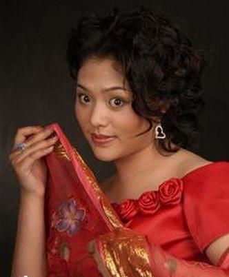  p>崔玥,女,京剧花脸演员.