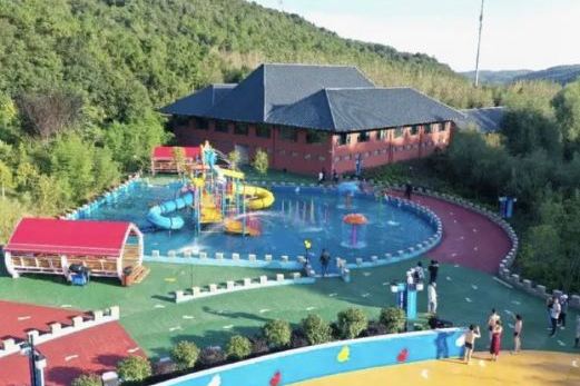 葫芦湾温泉位于曲靖市宣威市042乡道落水镇上海子村岩后头.