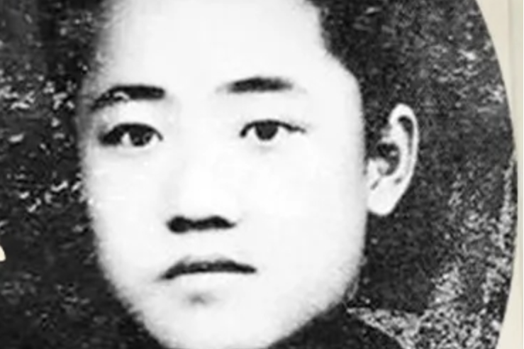  p>杨景山(1903-1927),祖籍河北省清苑县,出生于高阳县.