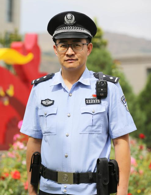 李建国,80后,现任<a target="