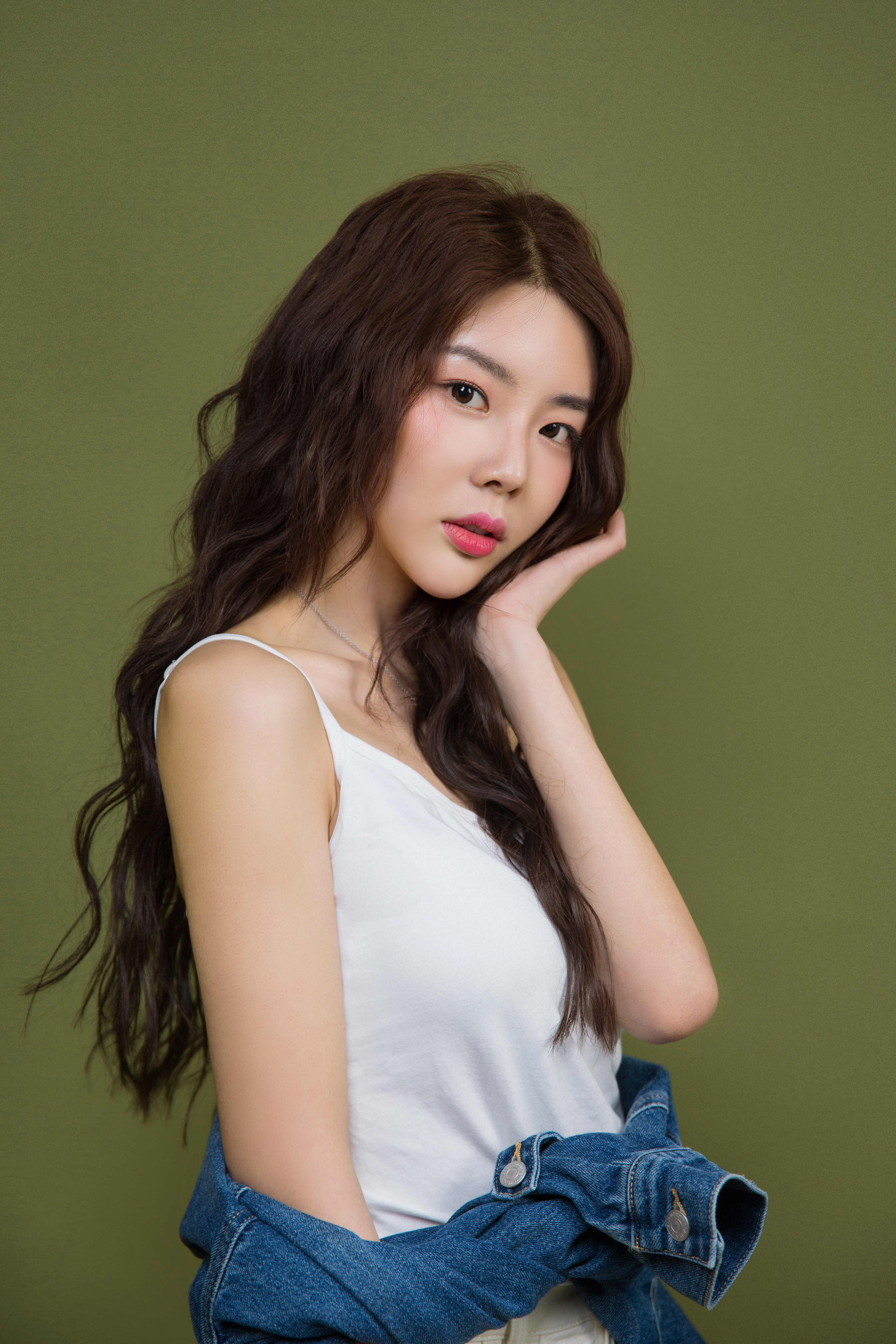  p data-id="gnbrlh12dl">崔颖儿,1998年12月6日,出生于大连, a