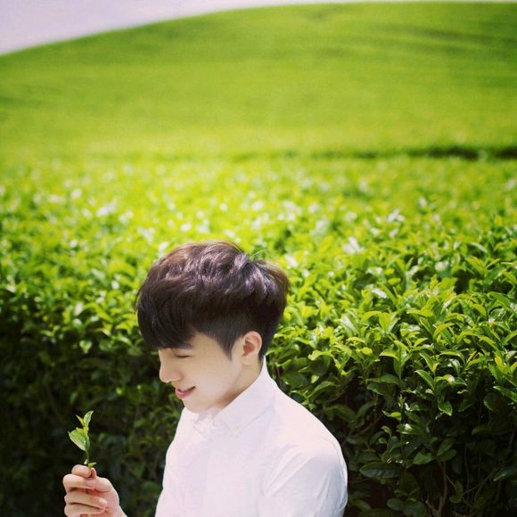  p data-id="go1jfadrx2">吴大伟,1992年出生于广东省 a target="