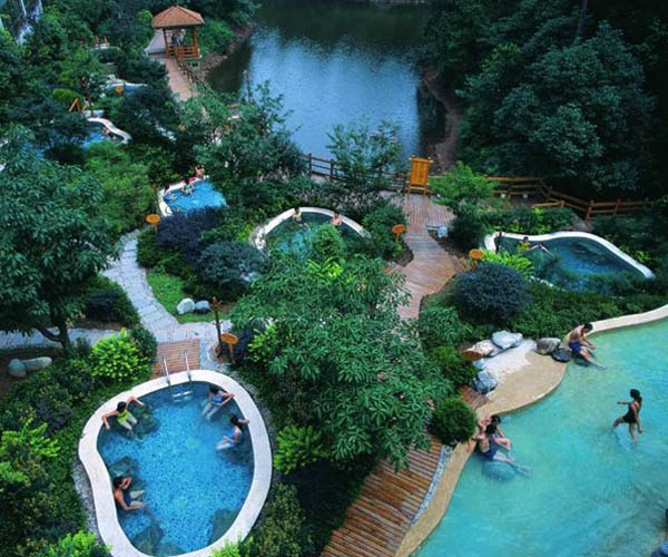 市 /a>浦口区 a target="_blank" href="/item/汤泉街道/16920242"