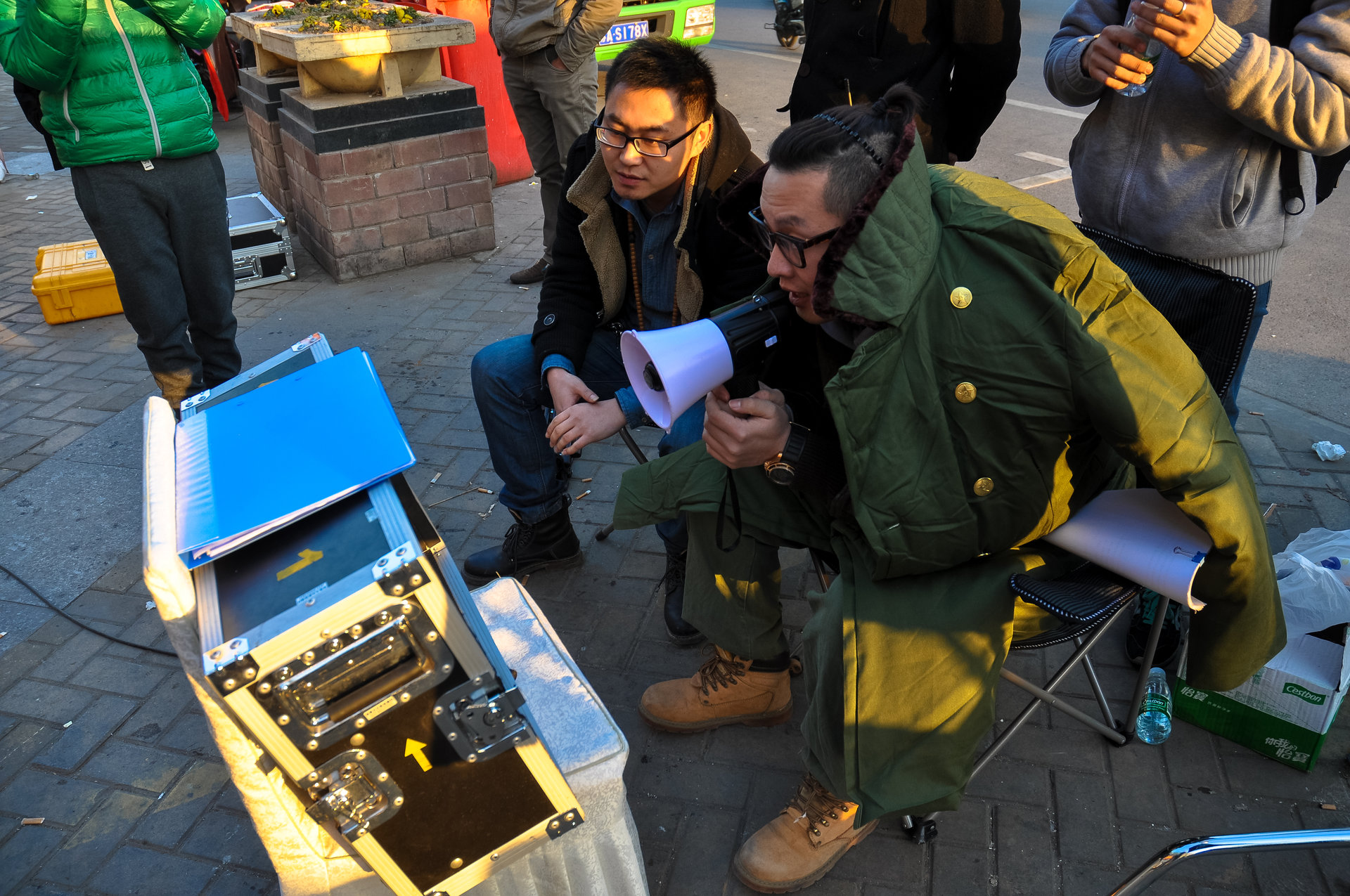 是由南京光盒文化传媒有限公司于2015年出品的喜剧片,影片由薛晶执导