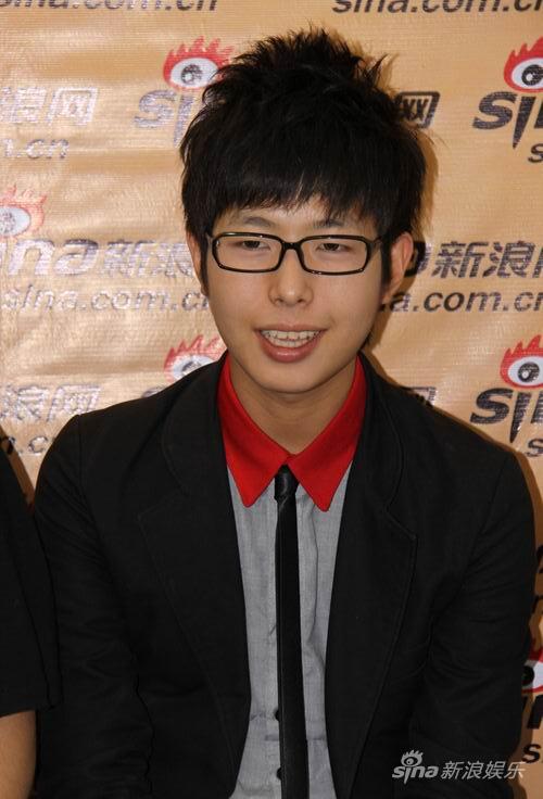  p>《绝对唱响》是江苏卫视2006年开始推出的主打歌唱选秀节目,在音乐