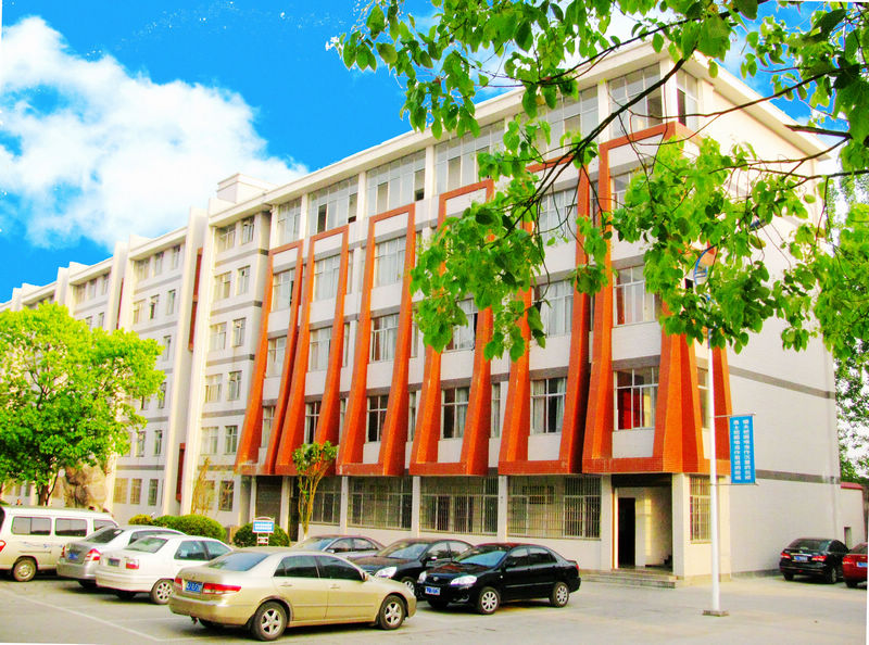  p> a target="_blank" href="/item/澧县六中/10689834" data-lemma