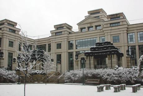 爱荷华大学商学院