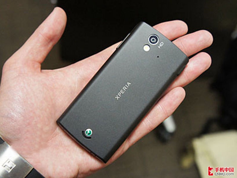 索尼爱立信 xperia ray st18i