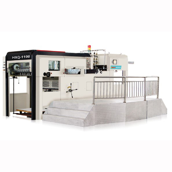  p>hxq1100型全自动平压平模切压痕机,是根据国内广大用户使用需求