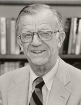 欧内斯特·希尔加德