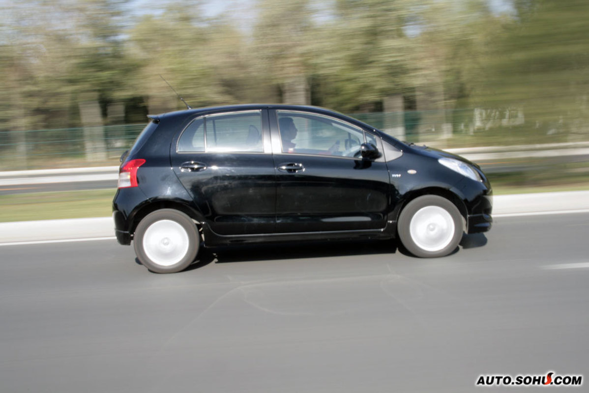 丰田雅力士两厢(丰田雅力士两厢车有哪几款车型)