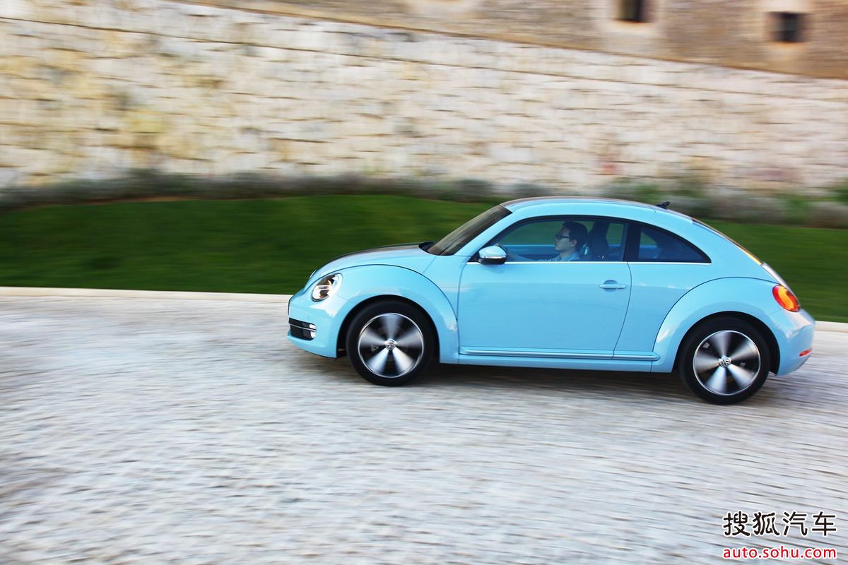 beetle)正式名称为大众1型(volkswagen type 1),是由 a target="