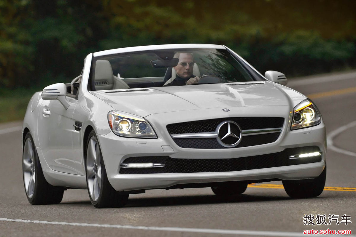 href="#" data-lemmaid="303835">跑车 /a>,奔驰slk诞生于1996年