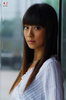 张茜（中国内地女演员、主持人、珠宝分级鉴定师）_百度百科
