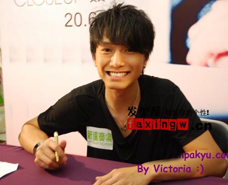  p>《最佳努力奖》是歌手 a target="_blank" href="/item/陈柏宇