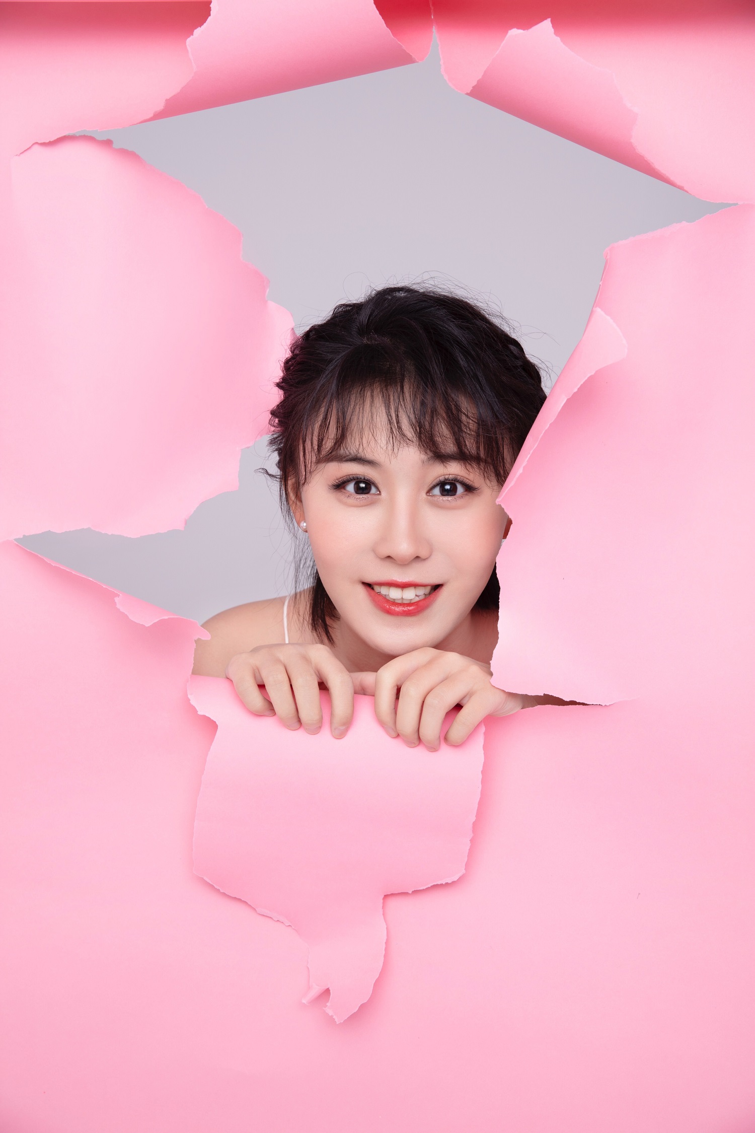 lqrlx">戴安娜,1996年7月4日出生于湖北省武汉市,中国内地影视女演员