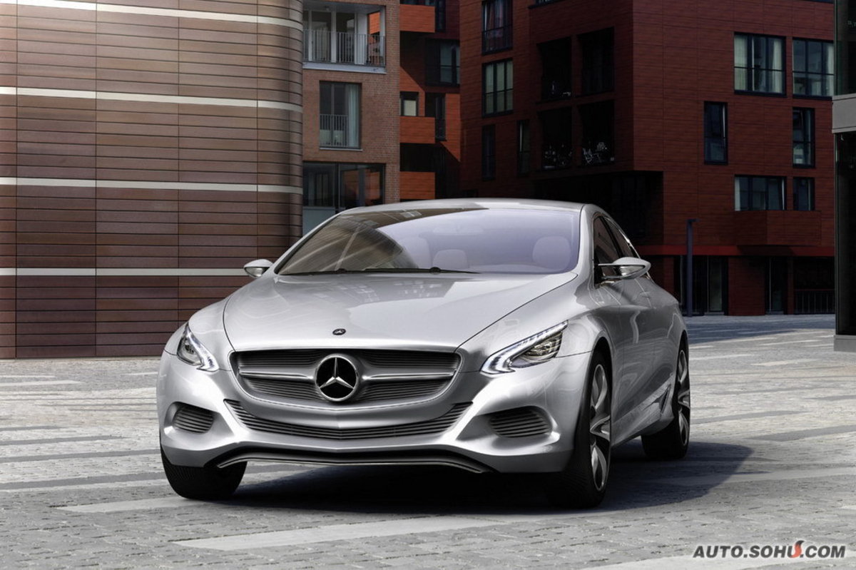  p>全新奔驰f800概念车外形极具动感,科技感十足,整车的造型体现出了