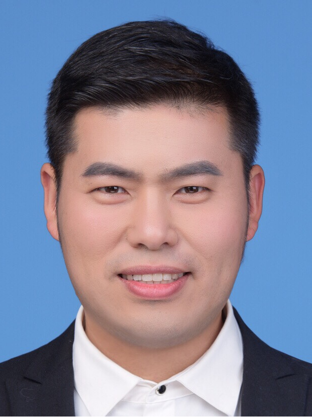 叶文才,现任温州市瓯海区泽雅镇党委副书记,镇长