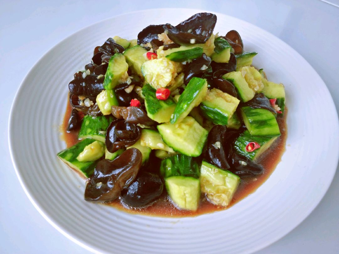 凉拌木耳青瓜