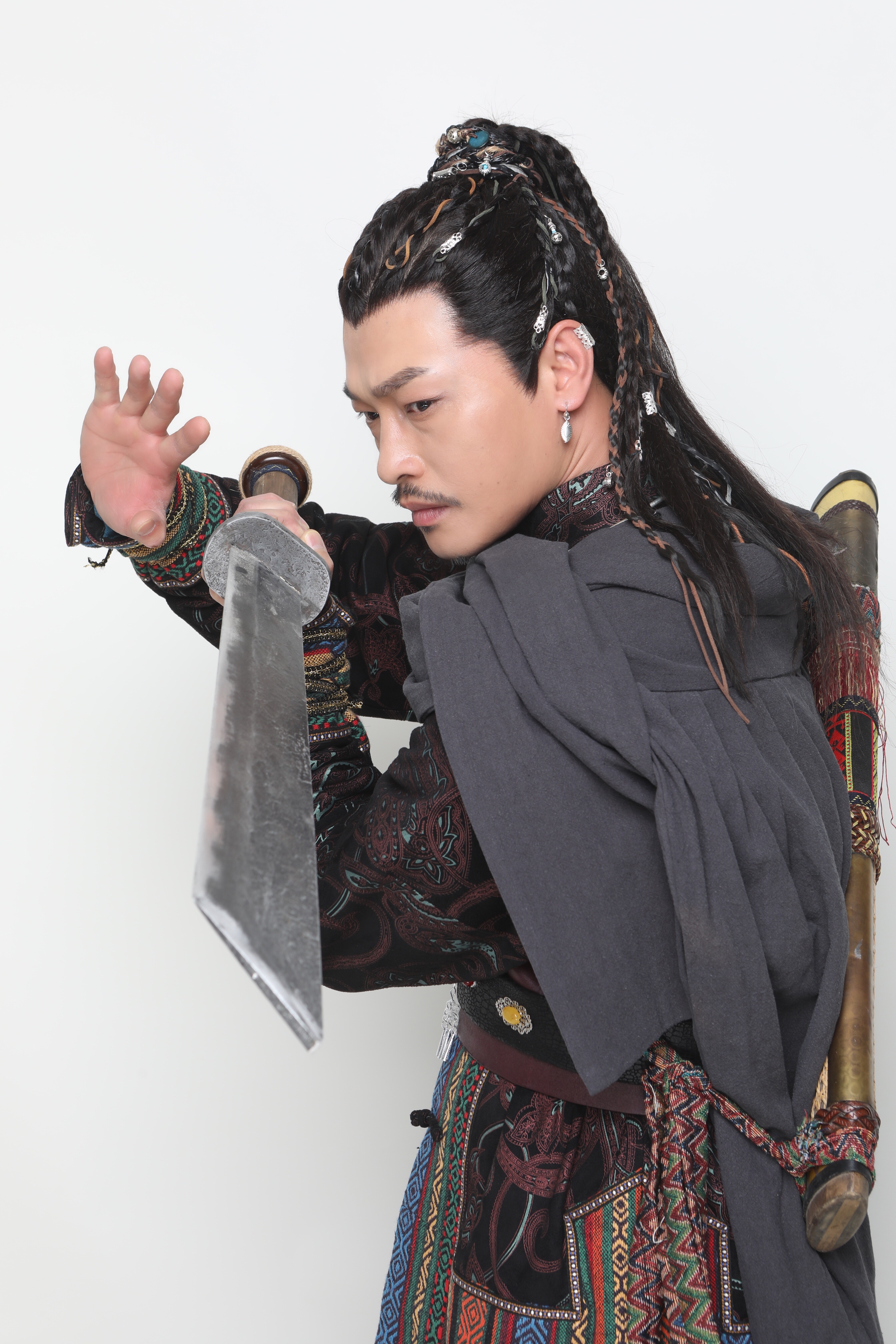 《 a target="_blank" href="/item/神捕铁飞花之千里缉凶/19839558"