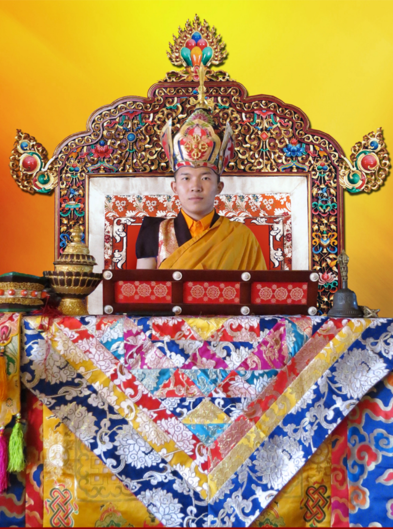 1997-7-4    民 族: 藏族,活佛证编号: 51333621100013,教 派: 宁玛派