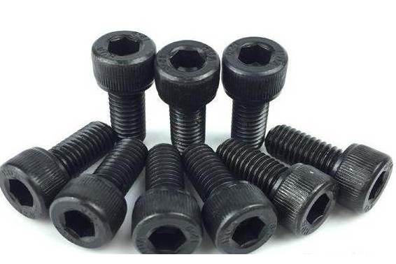 9级的,材质是碳钢的,也就是铁的.也叫12.9级内六角螺丝,也叫12.