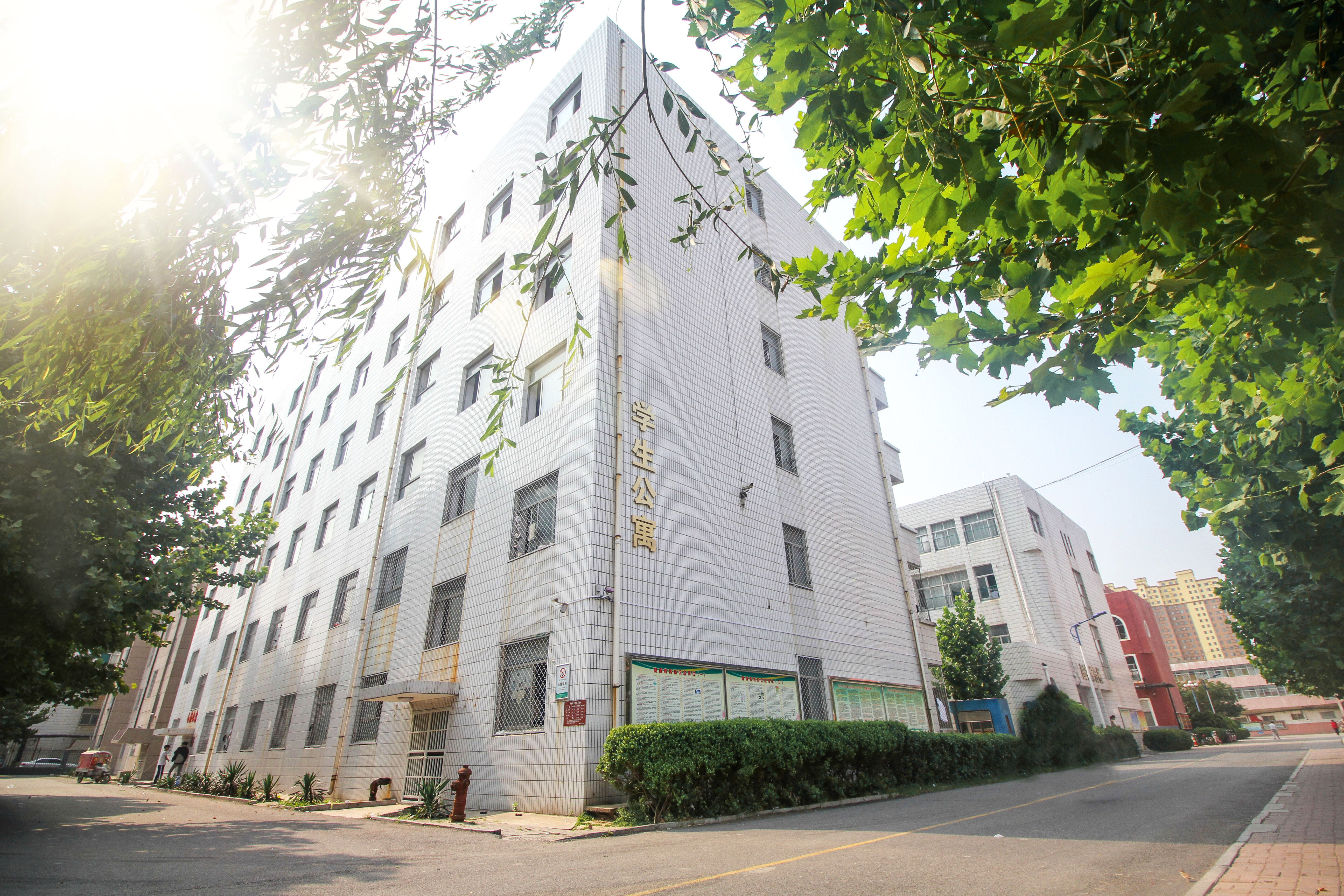 冠县武训中学