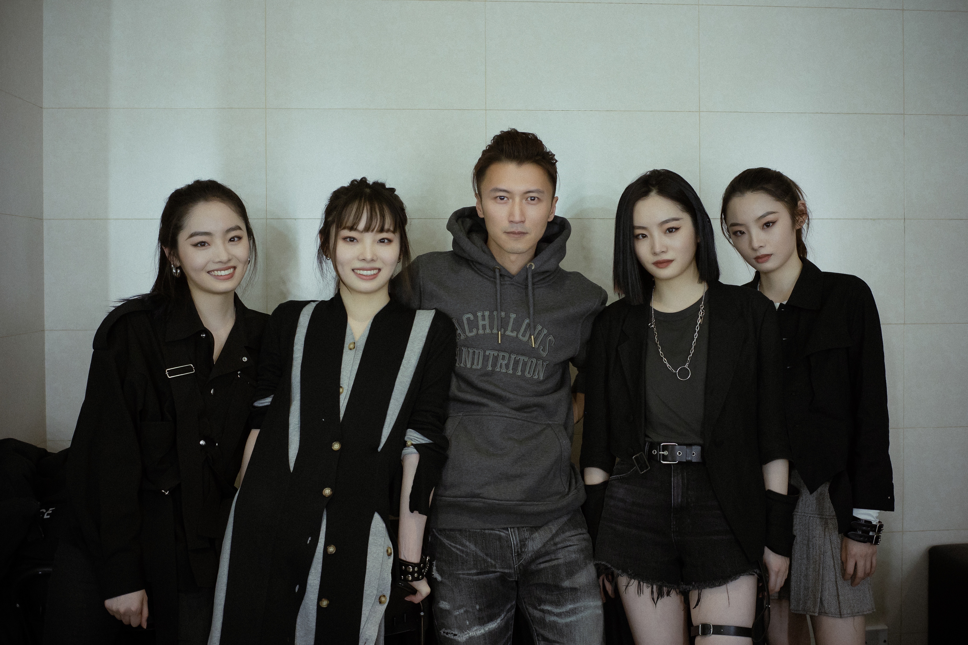  p>感应telepathy,中国内地女子乐队.