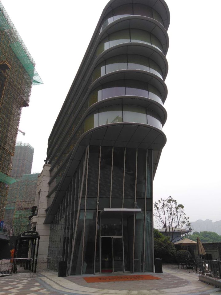  p>都会艺境位于杭州市萧山湘湖,由 a target="_blank" href="/item