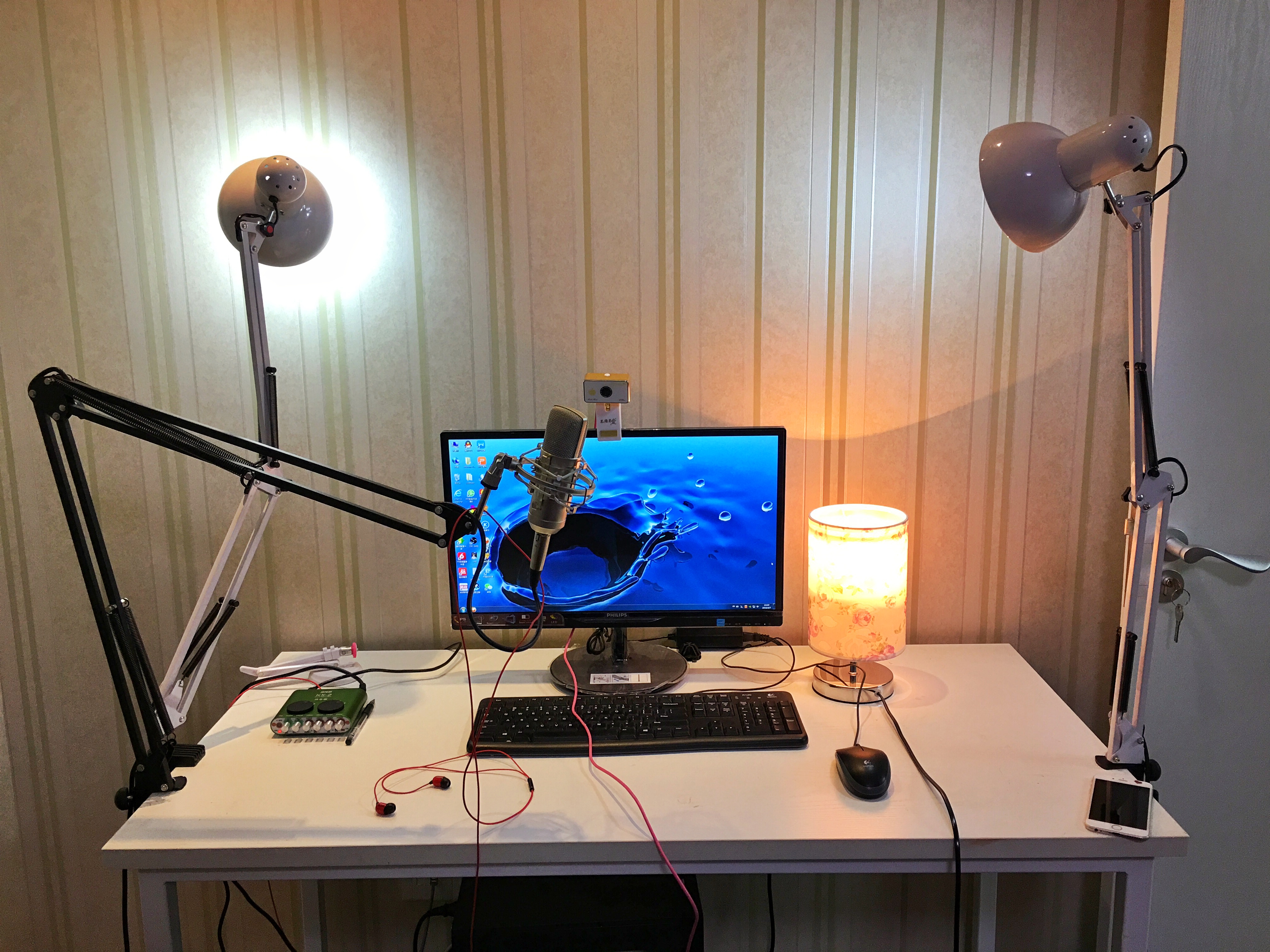 公司主营视频直播,直播内容包括:综艺,娱乐,体育,游戏 /p>