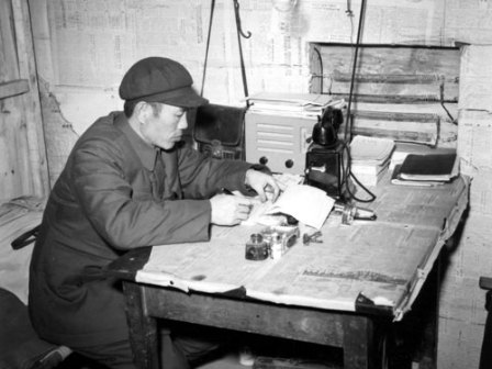 抗美援朝期间邓华在志愿军总部