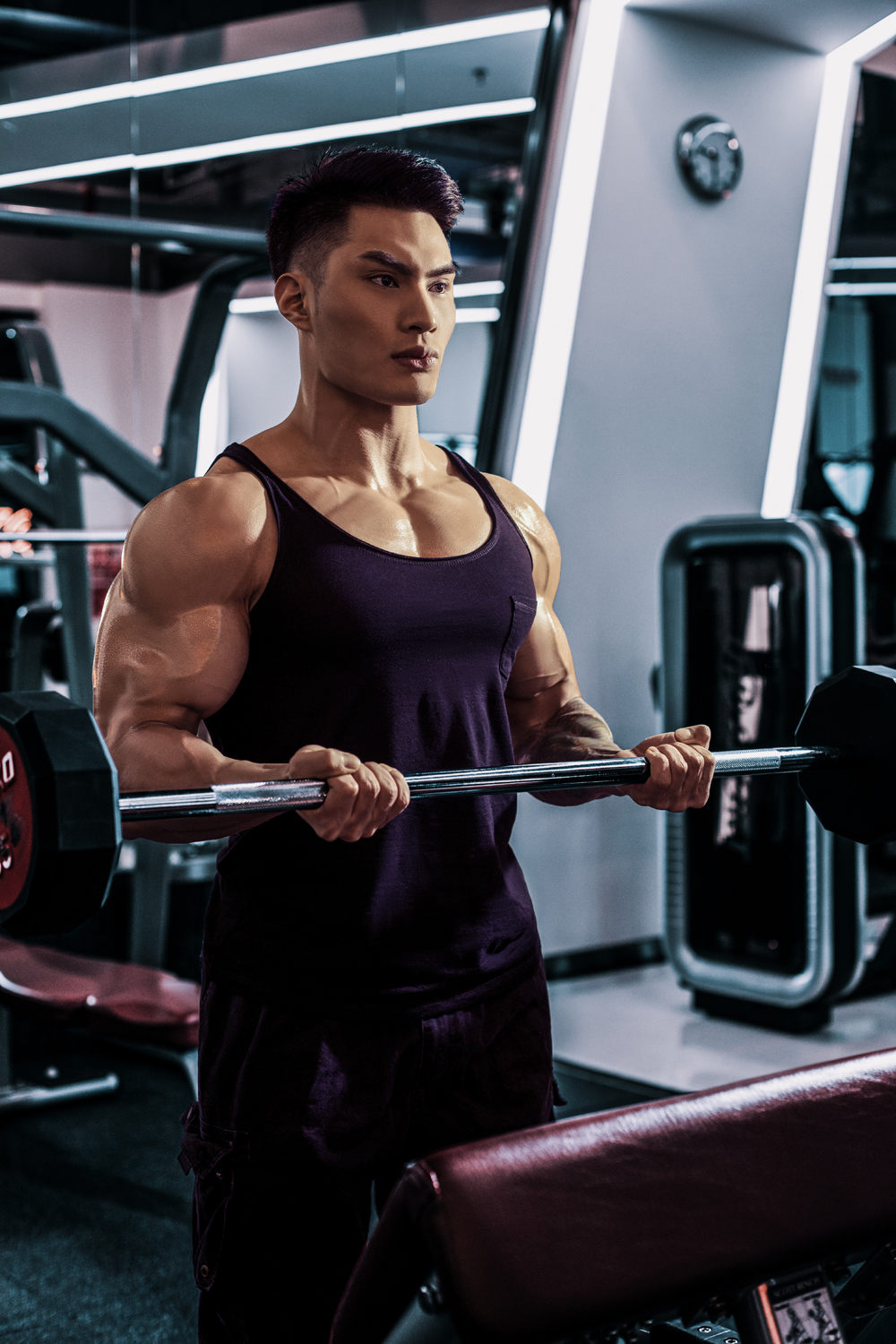 汉族,中国,中国健美健身运动员,2018世界健身锦标赛男子健体全场冠军