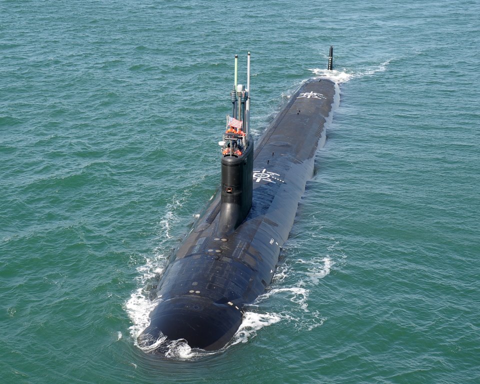"弗吉尼亚"级攻击核潜艇