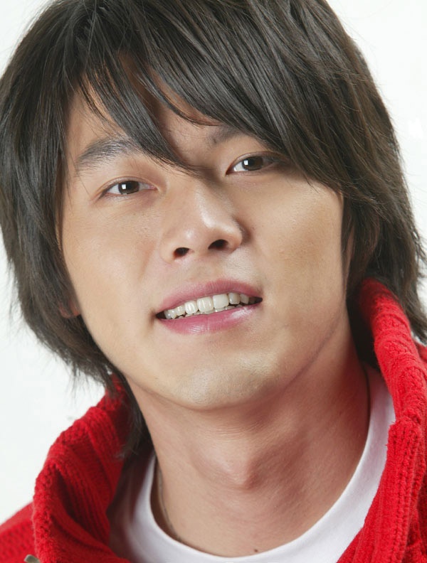  p>玄彬(hyun bin),本名"金泰坪",1982年9月25日出生于韩国首尔特别市