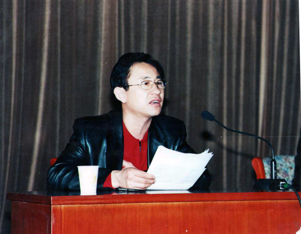  p data-id="gnbw4cvgty">刘洪文,男,生于1963年,祖籍河北广平.